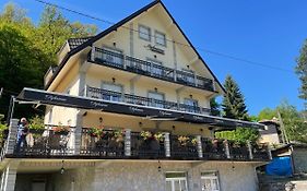 Luznjanin Restoran I Sobe